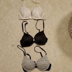 Victoria secret bra bundle. All size 32 B